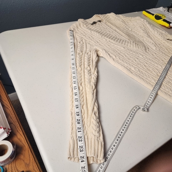 Jeanne Pierre Cream Knit Heavy Thick Cotton V-Neck Sweater Size Medium - Picture 3 of 10